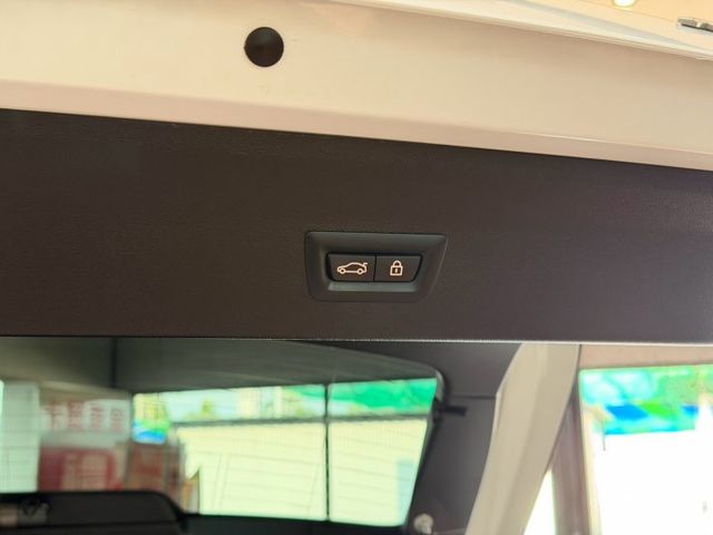 X4 20I XDrive 5AT跟車/車偏/盲點/六角儀表/鐳射頭燈/變形蟲方向盤/Carplay 定期保養  第4張相片