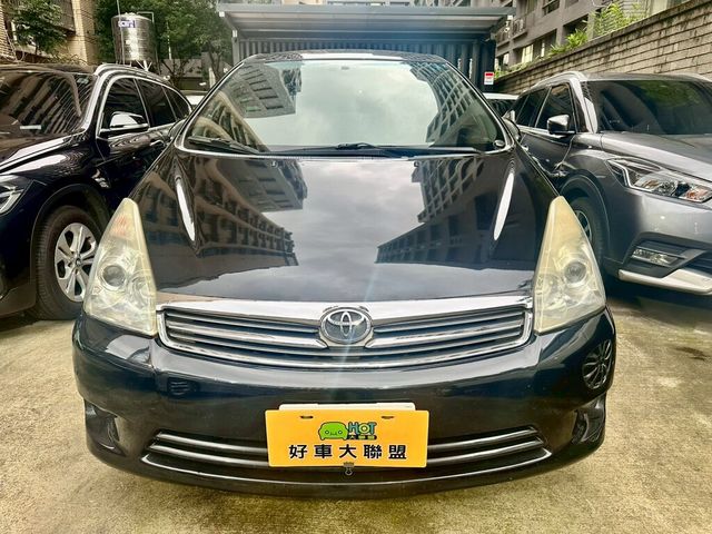 TOYOTA豐田 WISH  第2張相片