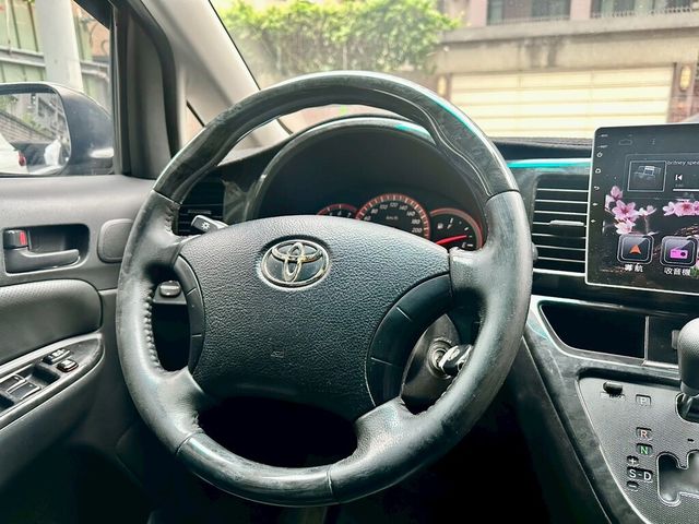 TOYOTA豐田 WISH  第8張相片