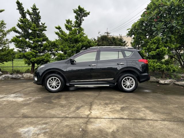 ✅RAV4 ✅2.0 E Hi ✅ECO節能模式 ✅CVT無段變速 ✅方向盤快控鍵 ✅定速巡航 ✅升級安卓機  第2張相片
