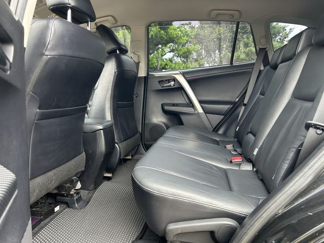 ✅RAV4 ✅2.0 E Hi ✅ECO節能模式 ✅CVT無段變速 ✅方向盤快控鍵 ✅定速巡航 ✅升級安卓機  第13張相片