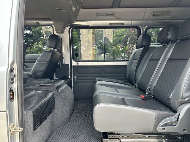 ✅DELICA ✅自排廂式8人座 ✅僅跑2.8萬公里 ✅盲區偵測警 ✅豐富收納空間 ✅定速巡航 ✅多功能方向盤 ✅可認證  第14張相片