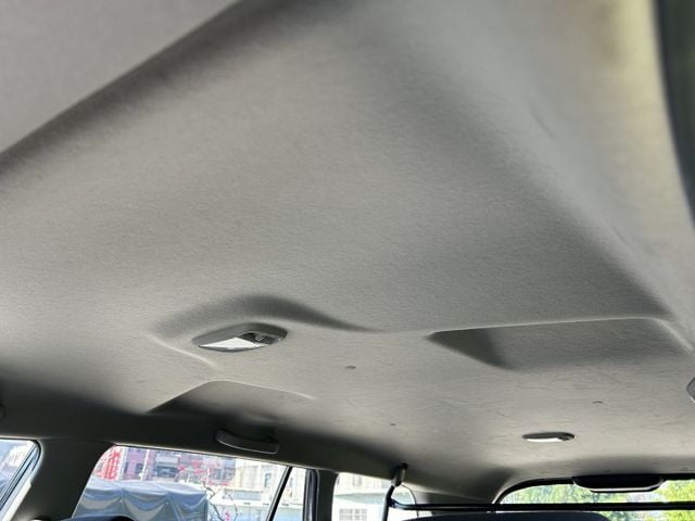 ✅Innova ✅2.0J自排 ✅雙前座安全氣囊 ✅滿足商用車需求 ✅後座座椅翻折擴裝載空間 ✅加裝行車紀錄器 ✅可認證  第16張相片