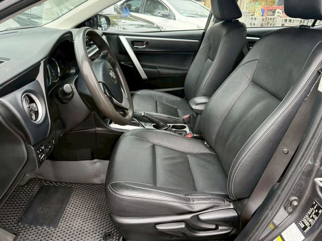 TOYOTA豐田 ALTIS  第6張相片