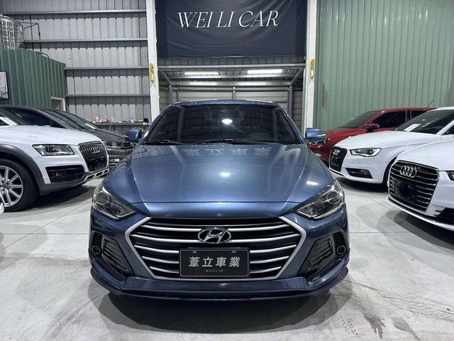 HYUNDAI現代 ELANTRA  第3張相片