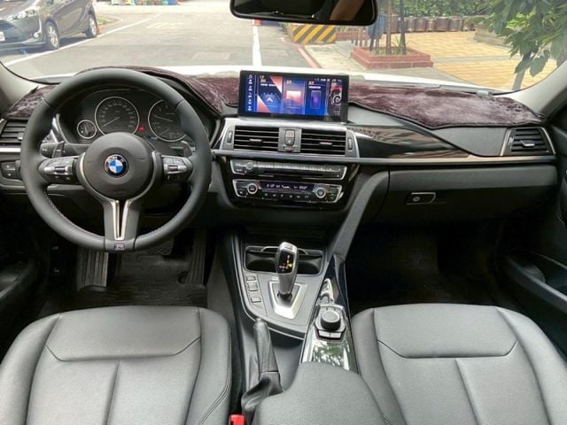 BMW/ 寶馬 3 SERIES  第6張相片