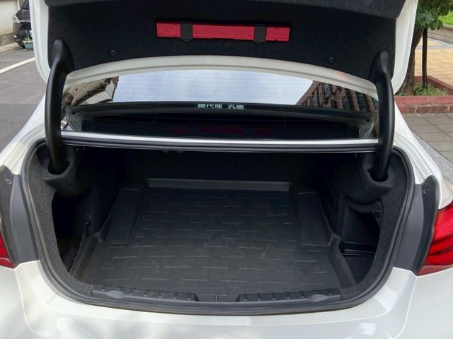 BMW/ 寶馬 3 SERIES  第16張相片