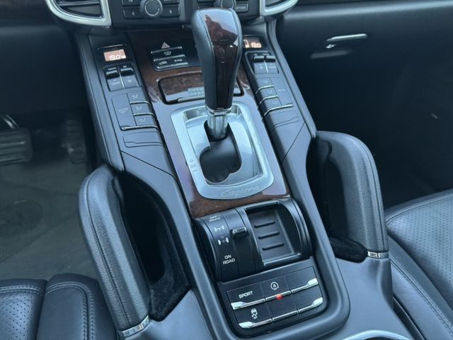 大億汽車-2014年CAYENNE.有選配.保證實車實價.保證有車.輕鬆入主.一手美車..  第11張相片