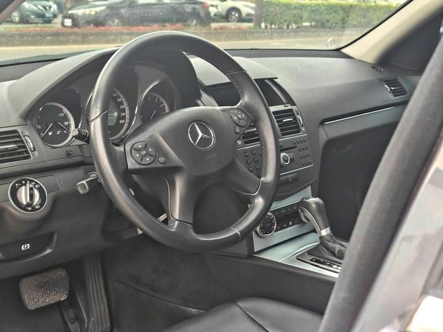 M-BENZ賓士 C300  第5張相片