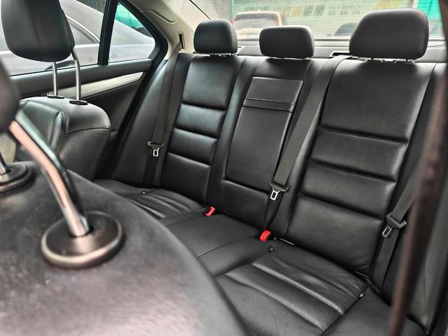 M-BENZ賓士 C300  第6張相片
