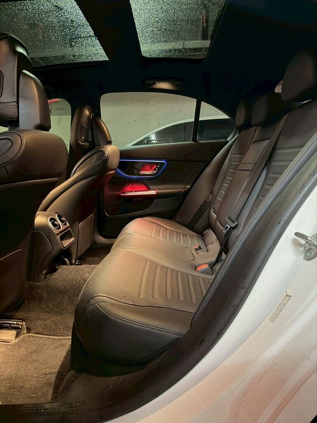 M-BENZ賓士 C300  第7張相片