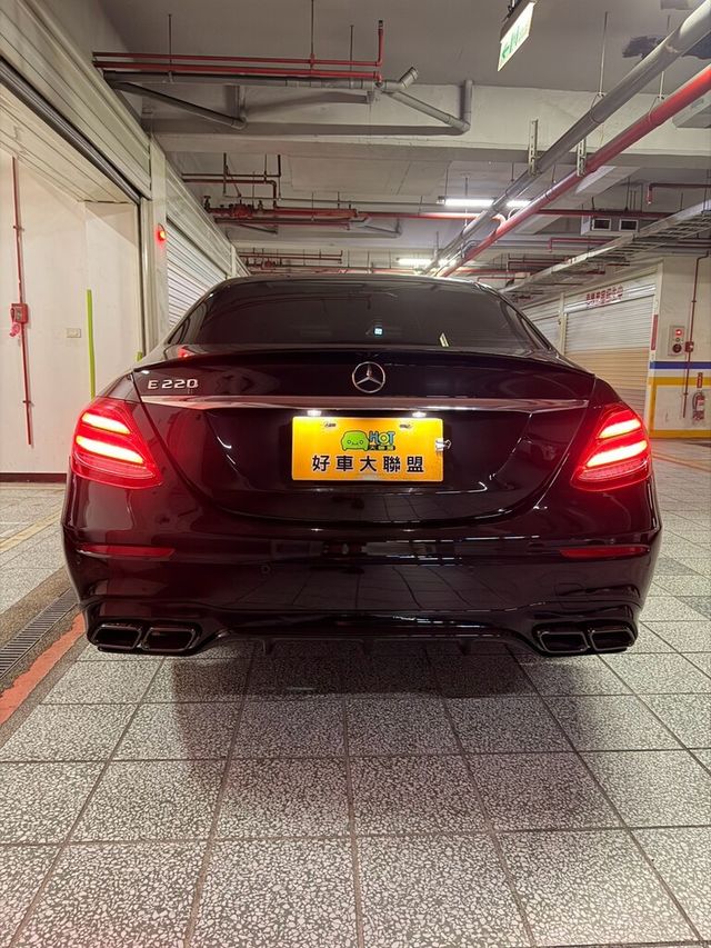 M-BENZ賓士 E220D  第4張相片