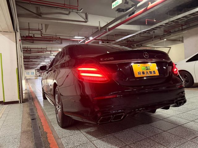 M-BENZ賓士 E220D  第5張相片