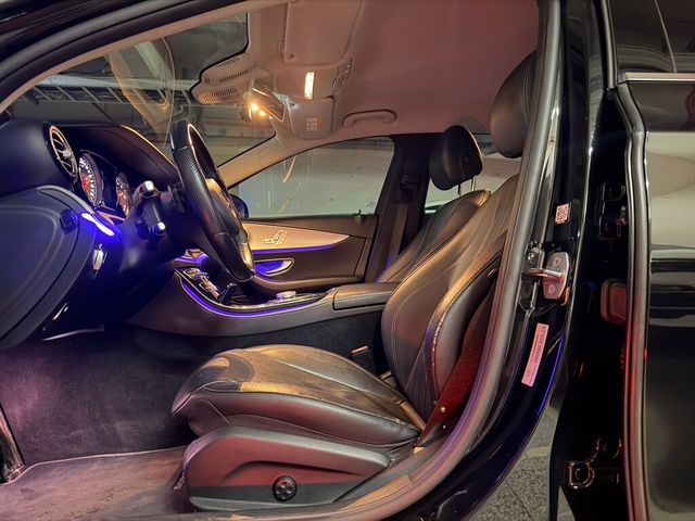 M-BENZ賓士 E220D  第7張相片