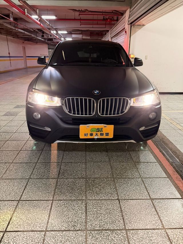 BMW寶馬 X4 XDRIVE28I  第3張相片