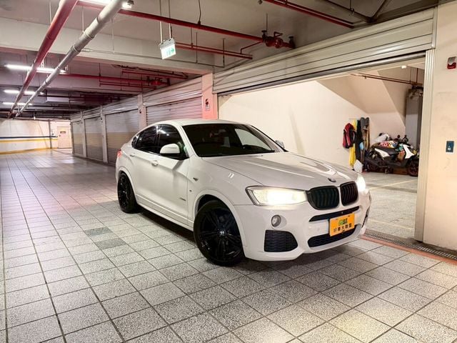 BMW寶馬 X4 XDRIVE28I  第1張相片