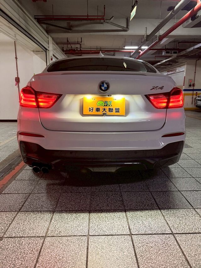 BMW寶馬 X4 XDRIVE28I  第4張相片