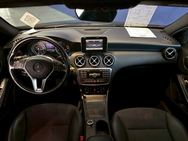 M-BENZ賓士 A180  第5張相片