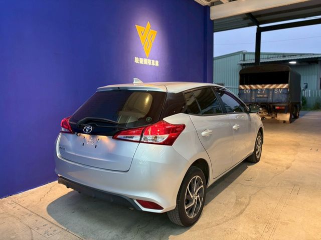 TOYOTA豐田 YARIS  第2張相片