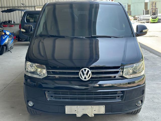 VOLKSWAGEN福斯 T5 CARAVELLE  第3張相片