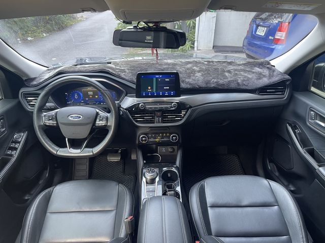 FORD福特 KUGA  第7張相片