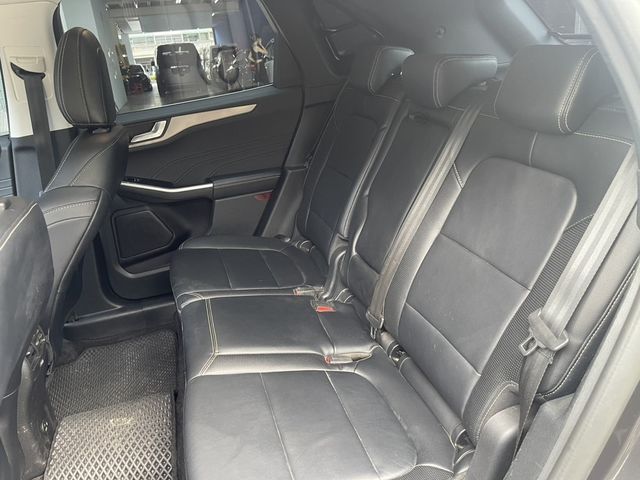 FORD福特 KUGA  第9張相片