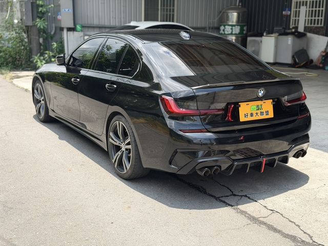 BMW寶馬 330I  第4張相片