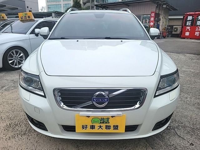 VOLVO富豪 V50  第3張相片