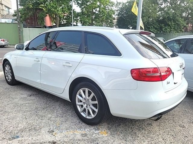 AUDI奧迪 A4 AVANT  第2張相片