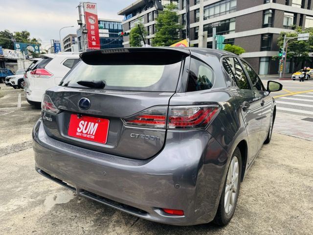 已深耕內湖22年的老店!僅跑13萬公里/雙邊電動椅/駕駛記憶座椅/加熱椅/免鑰匙I-Key/藍芽  第6張相片