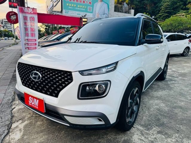 已深耕內湖22年的老店!一手車/免鑰匙/黑車頂/AppleCarPlay/衛星導航/恆溫空調  第3張相片