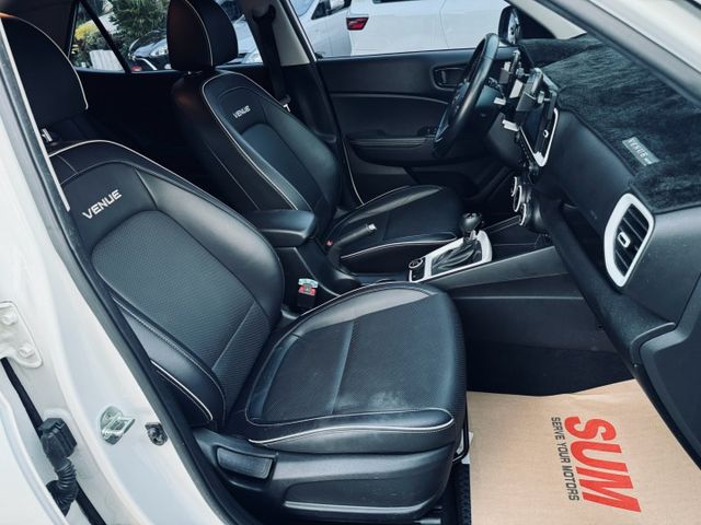 已深耕內湖22年的老店!一手車/免鑰匙/黑車頂/AppleCarPlay/衛星導航/恆溫空調  第10張相片