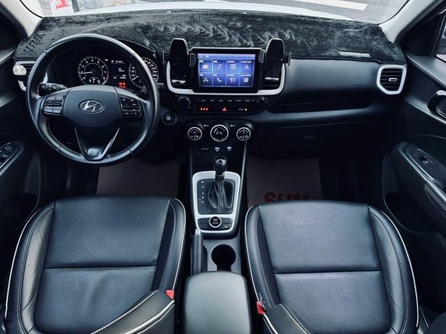 已深耕內湖22年的老店!一手車/免鑰匙/黑車頂/AppleCarPlay/衛星導航/恆溫空調  第11張相片
