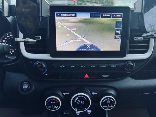已深耕內湖22年的老店!一手車/免鑰匙/黑車頂/AppleCarPlay/衛星導航/恆溫空調  第13張相片