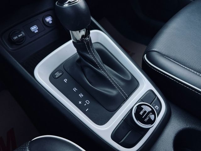 已深耕內湖22年的老店!一手車/免鑰匙/黑車頂/AppleCarPlay/衛星導航/恆溫空調  第14張相片