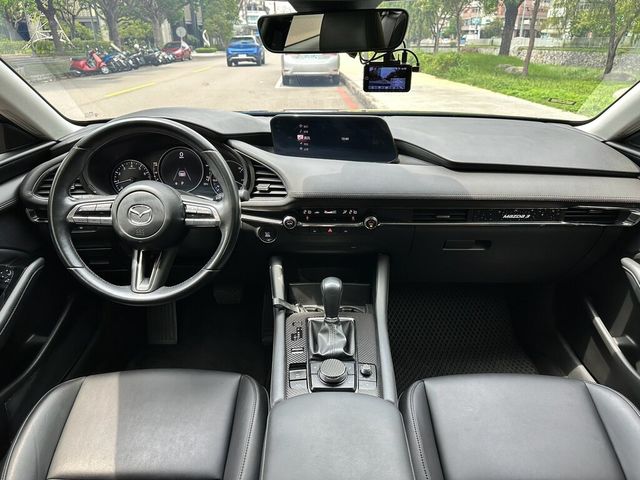 MAZDA馬自達 MAZDA 3  第8張相片