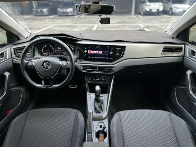 代步小車/低里程/僅跑4.9萬/低稅金 低油耗  第8張相片