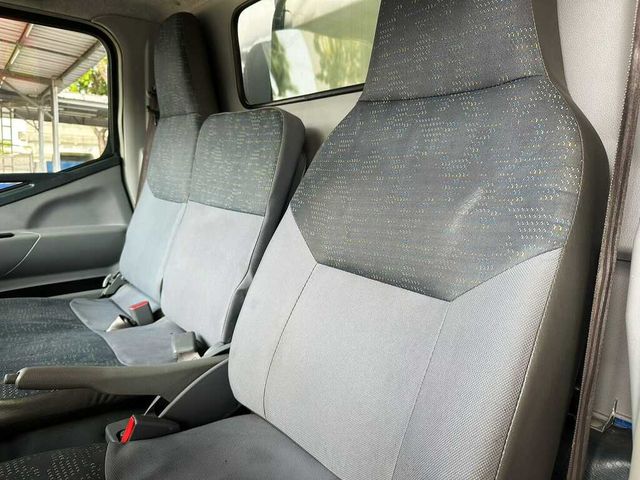 MITSUBISHI三菱 CANTER  第8張相片