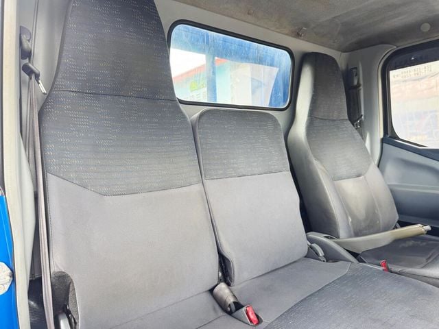 MITSUBISHI三菱 CANTER  第6張相片