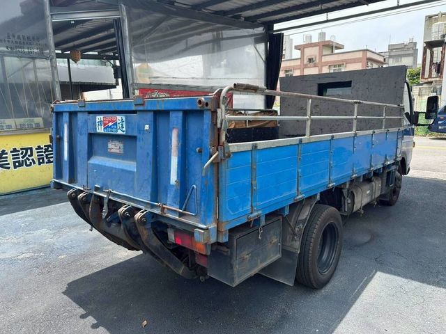 MITSUBISHI三菱 CANTER  第3張相片