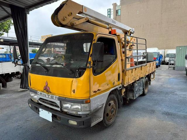 MITSUBISHI三菱 CANTER  第2張相片