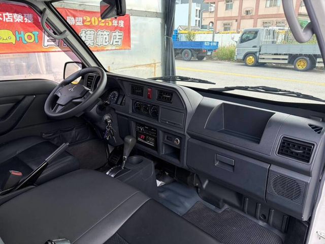 MITSUBISHI三菱 DELICA  第7張相片