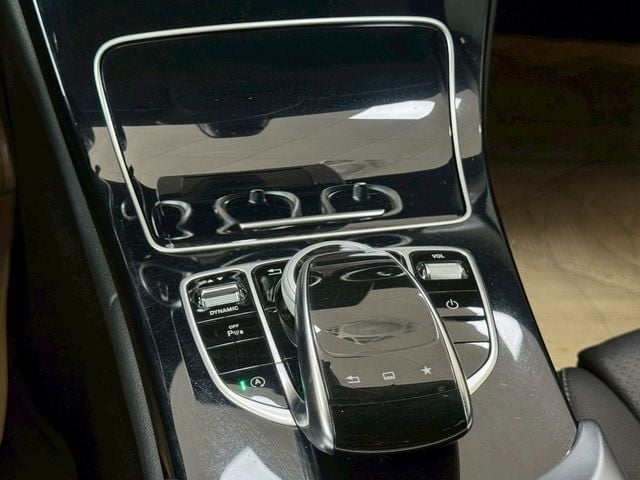 M-BENZ賓士 C200  第16張相片