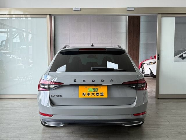 SKODA司科達 SUPERB COMBI  第4張相片