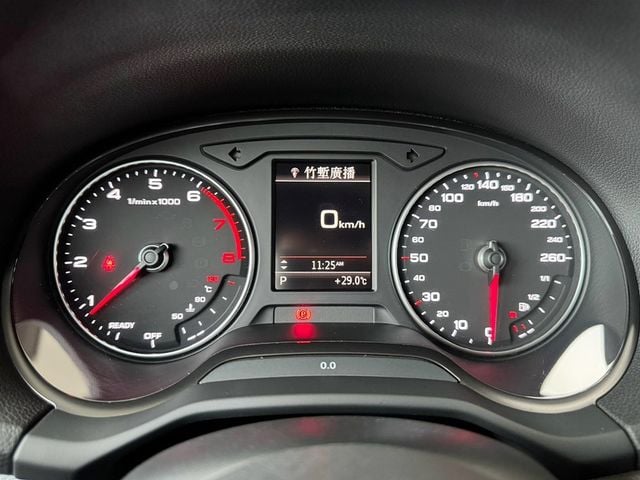 AUDI奧迪 Q2 35 TFSI  第10張相片