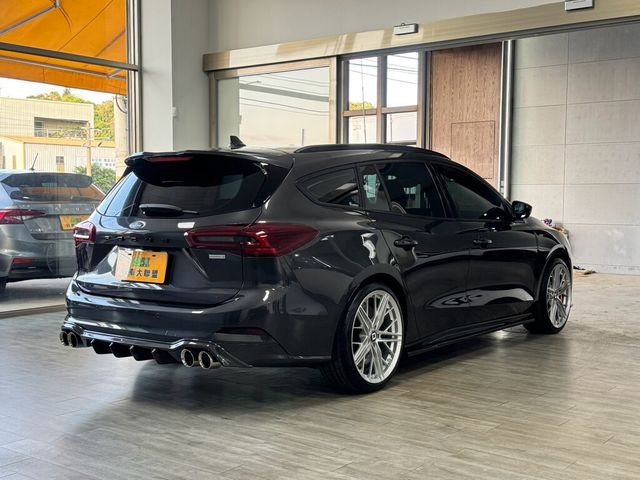 FORD福特 FOCUS WAGON  第4張相片