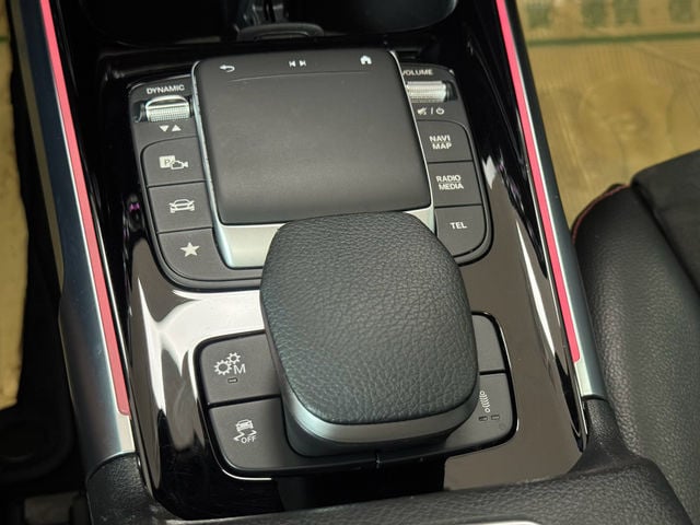 M-BENZ賓士 GLB35 AMG  第16張相片
