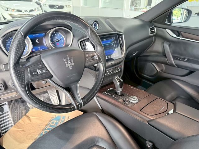 MASERATI瑪莎拉蒂 GHIBLI SQ4  第6張相片
