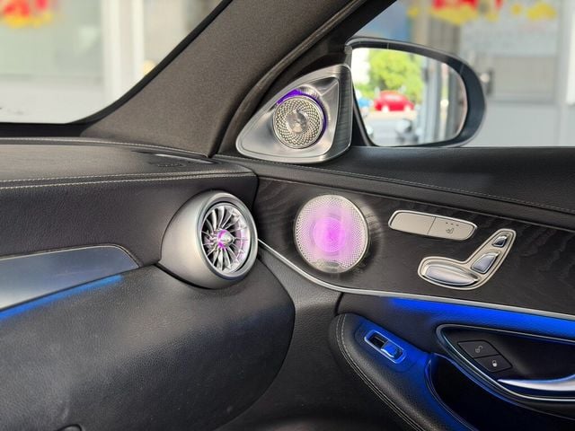 M-BENZ賓士 C300  第10張相片
