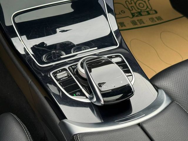 M-BENZ賓士 C300  第12張相片